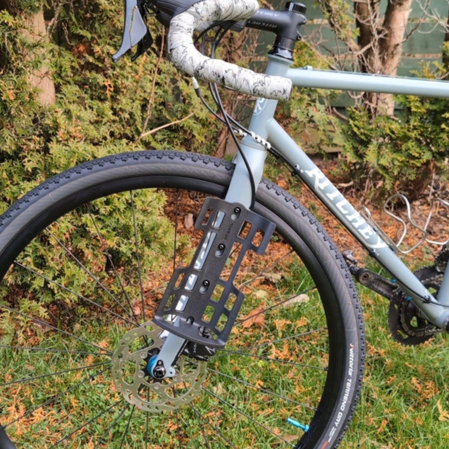 Drookit 3L Dry Bag and Topeak Versa Cage Mount