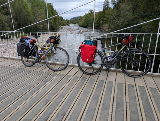 Rear vs Front Pannier Bags: What’s the Difference? - Brae Cycling